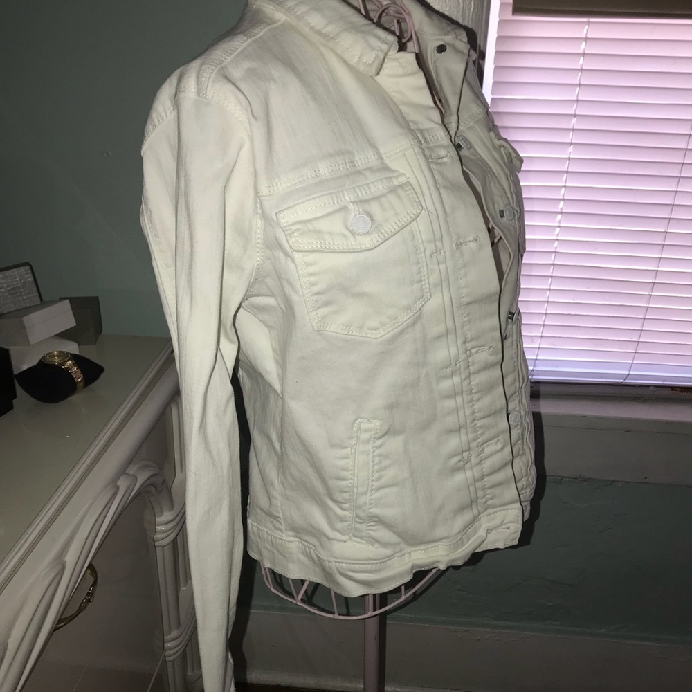 White jean jacket - Picture 3 of 3
